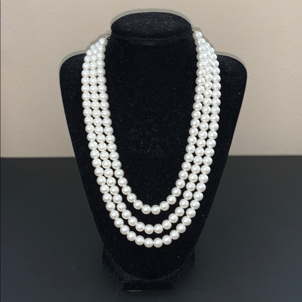3 Strand Pearl Necklace